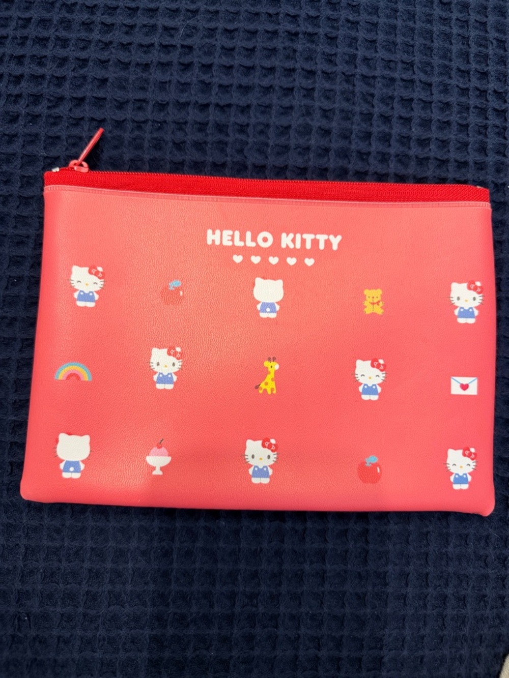 Hello Kitty -Red Character Pouch